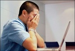 Ngồi máy tính cả ngày thấy hiện tượng này coi chừng bị mù vì bệnh nguy hiểm