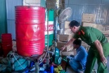Phát hiện gần 1000 chai dầu nhớt giả thương hiệu tại Hưng Yên