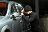 Trộm xe hơi trong vài phút bằng thiết bị bẻ khóa chỉ 50 USD
