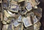 Công nhân vệ sinh vô tình nhặt được túi rác chứa 200 triệu đồng tiền mặt