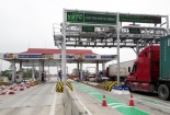 Dán tem cho tất cả các xe ôtô để thu phí không dừng trên toàn quốc
