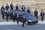 Cận cảnh chiếc siêu xe chống đạn giá hàng chục tỷ đồng của ông Kim Jong-un