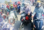 Rồng rắn trở về Hà Nội trong cái nắng đầu hè oi ả sau kỳ nghỉ lễ 30/4