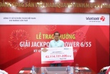 Xổ số Vietlott: Khách hàng Cần Thơ công khai hình ảnh khi nhận thưởng 42 tỷ đồng