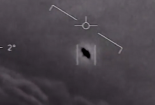 UFO bay nhanh như tên lửa 'bám đuôi' tàu tuần dương Mỹ?
