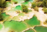 Thung lũng có hàng trăm hồ nước đủ màu ở Trung Quốc