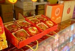 Bánh trung thu: Đầu mùa nhiều mẫu bánh độc đáo nhưng sức mua yếu