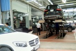 Lo nước lọt vào cầu trước, khách hàng ồ ạt đưa Mercedes-Benz GLC đi 'khám bệnh'