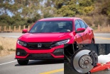 Kéo phanh tay sau khi đỗ xe ô tô- thói quen tiềm ẩn nhiều rủi ro tài xế cần tránh