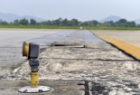 Phó Thủ tướng yêu cầu sửa gấp đường băng sân bay Nội Bài