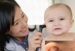 Bấm lỗ tai cho trẻ nhỏ quá sớm nguy cơ biến chứng nguy hiểm