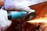 Cẩn trọng tai nạn nguy hiểm khi sử dụng máy cưa, máy cắt