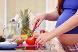3 công dụng bất ngờ từ cà chua bà bầu nào cũng cần phải biết