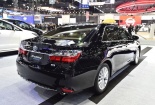 Giảm ‘cực’ mạnh, xe sang Camry giá còn thấp hơn cả Honda City