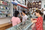 Buôn đồng hồ nhái có lãi 10-15 lần, người trong nghề cũng không thể phân biệt 'vàng với thau'