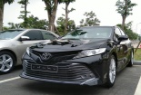 Toyota Camry mới hàng nhập, rẻ hơn tới 67 triệu đồng/ chiếc, khách mua sớm ‘tiếc đứt ruột’