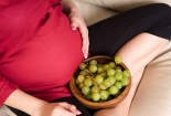 Khi đang mang bầu lưu ý ăn 7 loại trái cây này đúng cách để tốt cho sức khỏe