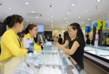 Lợi nhuận bất ngờ giảm mạnh, lộ hàng loạt vấn đề tại PNJ