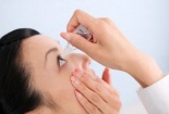 Mù mắt vì dùng thuốc nhỏ mắt Tobradex theo tư vấn của tiệm bán thuốc gần nhà