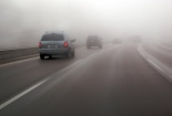 Cảnh báo lái xe ô tô trong sương mù để tránh rủi ro đáng tiếc