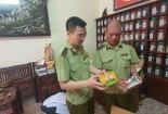 Công ty Phúc Sinh Đường bày bán công khai sản phẩm đông nam dược có dấu hiệu vi phạm