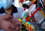 Robot khử trùng Sars-Cov-2 bằng lego