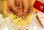 Giá vàng tiến sát mốc 51 triệu đồng/lượng, có nên đầu tư mạnh?