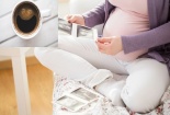 Phụ nữ mang thai tránh lạm dụng uống cà phê khử caffeine vì dễ gây sảy thai