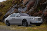 Chiêm ngưỡng siêu xe Rolls-Royce Ghost 2021 có giá từ khoảng 6,3 tỷ đồng