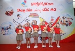 Vietjet cùng Quỹ học bổng Vừ A Dính thắp sáng tương lai con em đồng bào dân tộc thiểu số, biển đảo