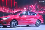 Hai chiếc ô tô mới đẹp long lanh giá trên dưới 500 triệu vừa ra mắt Viêt Nam có gì đặc biệt?