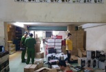 TP. HCM: Phát hiện kho chứa hàng chục nghìn chai rượu nghi nhập lậu