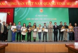 Trao giải tác phẩm xuất sắc cuộc thi 'Sáng tạo logo và slogan về tiết kiệm điện'