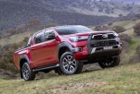 Toyota triệu hồi gần 2.000 xe bán tải Hilux vì nguy cơ mất trợ lực phanh
