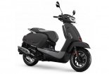 Cận cảnh xe ga Kymco Like 125 Sport 2021: Thiết kế cổ điển, trang bị loạt công nghệ hiện đại