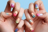 Sơn móng tay dạng gel 'đẹp nhưng độc' chị em cần biết