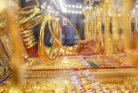 Giá vàng bất ngờ giảm đột ngột: Chuyên gia vẫn lạc quan giá vàng sẽ tăng