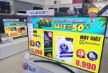Siêu thị 'giảm giá xả hàng tồn', khách hàng thận trọng mua sản phẩm