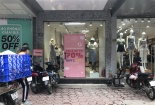 Dịch bệnh khiến các cửa hàng thời trang 'vắng tanh như chùa Bà Đanh' dù sale đến 70%