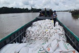 Tinh vi 'biến' đường nhập lậu thành đường nội địa để tiêu thụ, giải pháp nào để ngăn chặn?