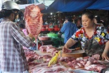 Đi tìm nguyên nhân giá thịt lợn bán lẻ cao bất thường trên thị trường nội địa