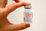 Lô vaccine Moderna nghi nhiễm chất lạ khiến Nhật Bản đình chỉ sử dụng