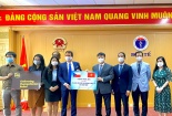 Hơn 250.000 liều vaccine Covid-19 AstraZeneca và Moderna đã đến Việt Nam