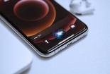 Công ty AI tại Trung Quốc yêu cầu Apple ngừng bán iPhone