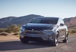 Cần gạt nước bằng tia laser của Tesla được cấp bằng sáng chế