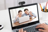 Khi làm việc và học online cần cảnh giác với webcam 