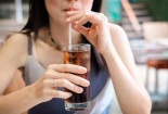 Cảnh báo những loại nước uống khiến phụ nữ nhanh lão hóa hơn cả thức khuya