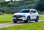 Hyundai Santa Fe được tiêu thụ mạnh nhất với hơn 1.400 xe đến tay khách hàng