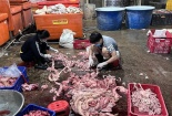 Đồng Nai: Phát hiện gần 1,3 tấn nội tạng trâu, bò ngâm hóa chất