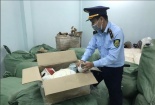 Long An: Thu giữ hơn 4 tấn quần áo cùng nhiều sản phẩm nghi nhập lậu